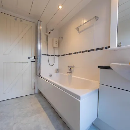 Meadowcroft Lindale