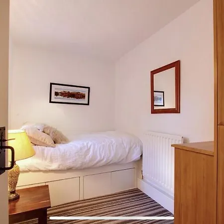 Holiday home Meadowcroft *