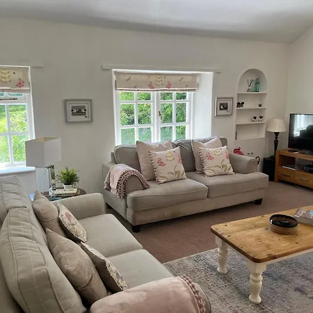 Holiday home Meadowcroft Lindale